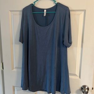 Lularoe Prefect Tee